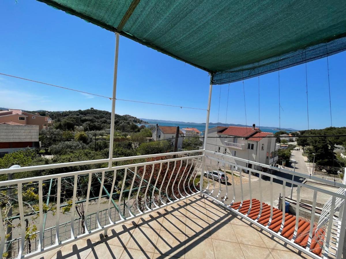 Apartmani Anka i Antonio Drage Exteriör bild