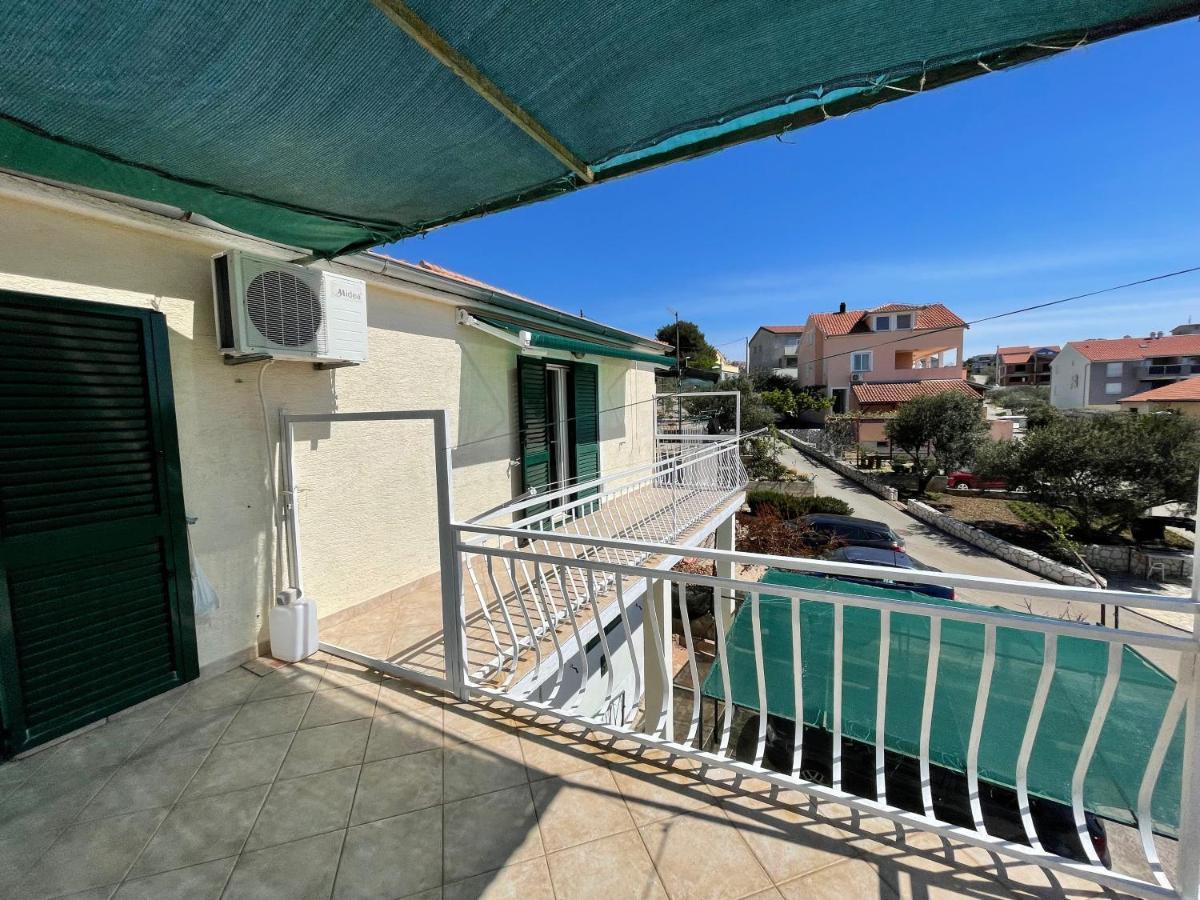 Apartmani Anka i Antonio Drage Exteriör bild
